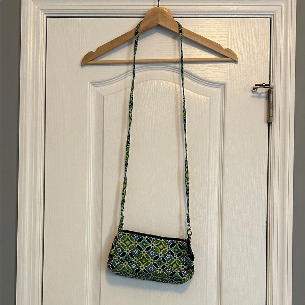 Vera Bradley RETIRED Daisy Daisy  design Lime Green & Blue Patterned Women's Bag - Picture 2 of 6